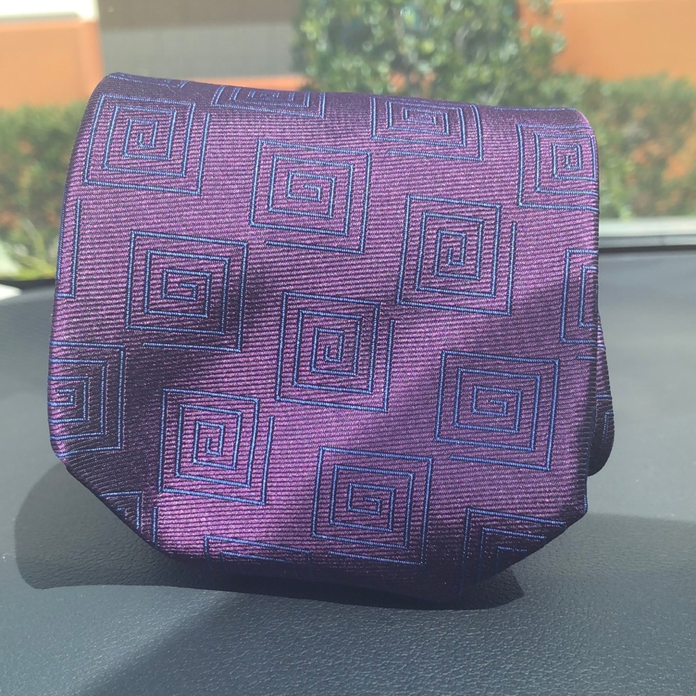 Tie 100percent silk